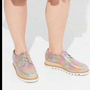 Excellent used condition Torrid Embellished Laceup Oxford, Rainbow Size 11WW